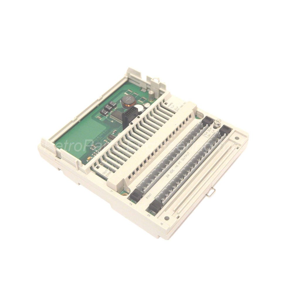 Schneider Electric 170ADO34000 Modicon Momentum Output Module