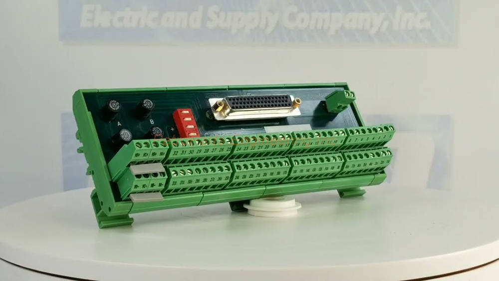 Schneider Electric 140CFD03200 CableFast Fused Terminal Block